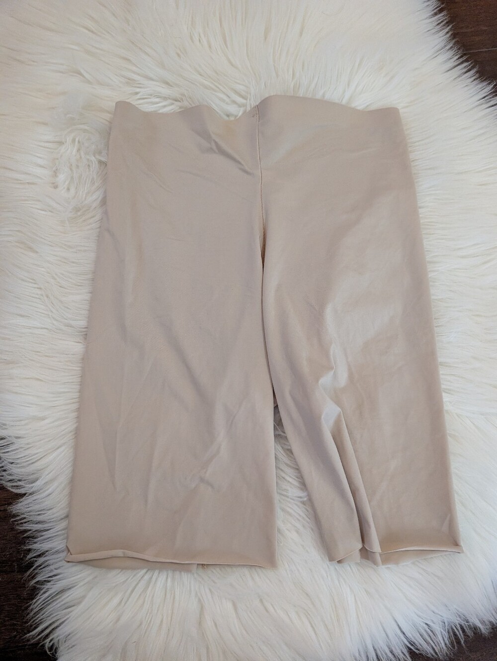 Spanx High-Waisted Shorts M Medium NATuRAL Beige Tummy Shapewear Thighs Butt